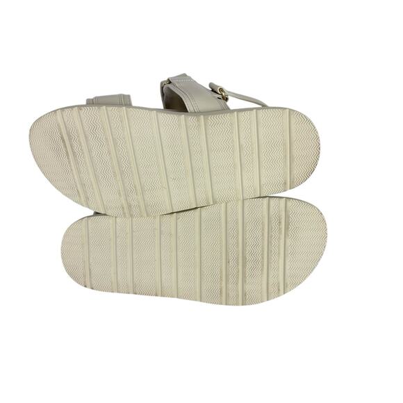 Torrid Ivory Chunky Strap Sandal Women’s Size 11 WW - Picture 8 of 10